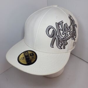 New L.A. Dodgers White Gray New Era Fitted Cap Hat Sz 7.5 90s Y2K Graffiti Sport